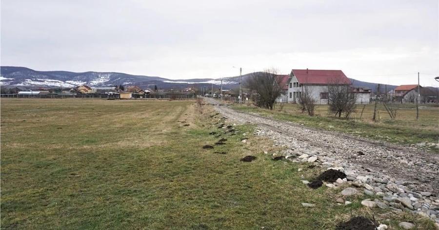 Teren agricol extravilan de 7200 mp, în Exterior Sud