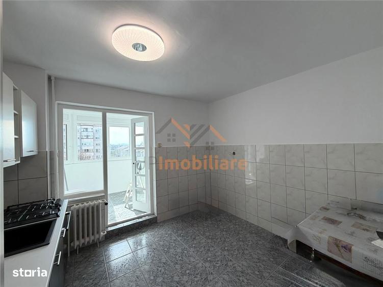Apartament cu 2 camere decomandat în Rogerius