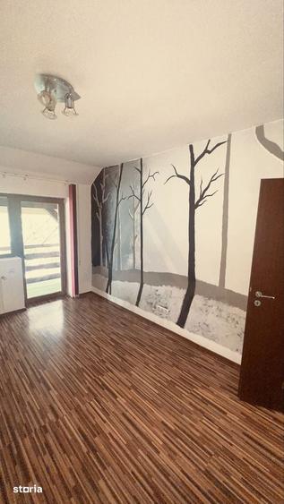 Casă cu 4 camere cu Teren 176 Mp în Șelimbăr