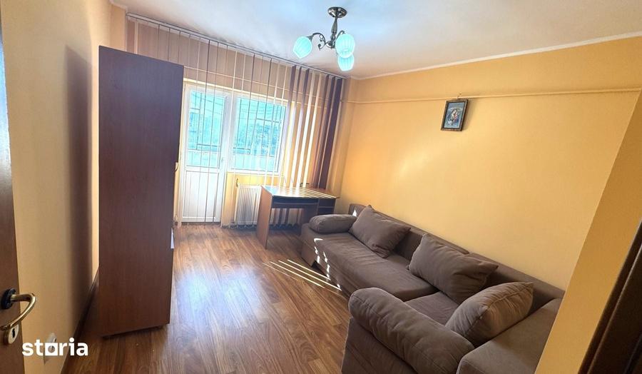 Apartament cu 3 camere decomandat în Cantacuzino