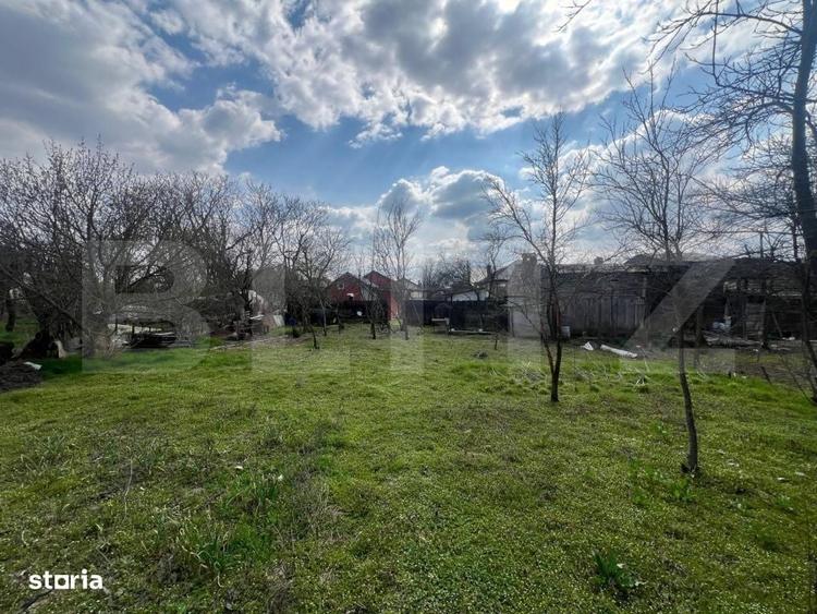 Casă cu 4 camere cu Teren 2000 Mp în Rovine