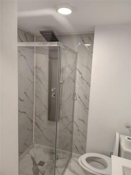 Apartament cu 2 camere decomandat în Titan