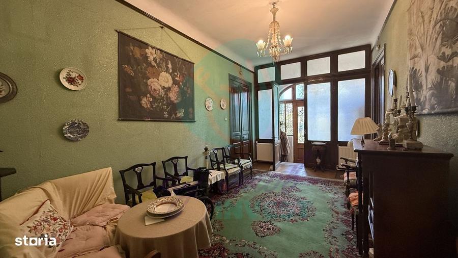 Casă cu 4 camere în Moșilor