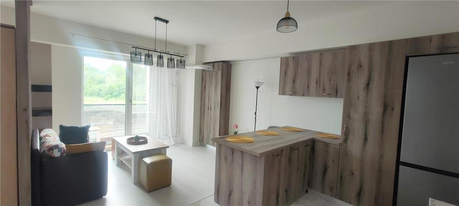 Apartament cu 2 camere decomandat în Tătărași