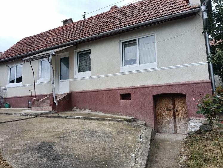 Casă cu 3 camere în Vingard