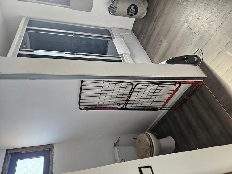 Casă cu Teren 2100 Mp în Romita