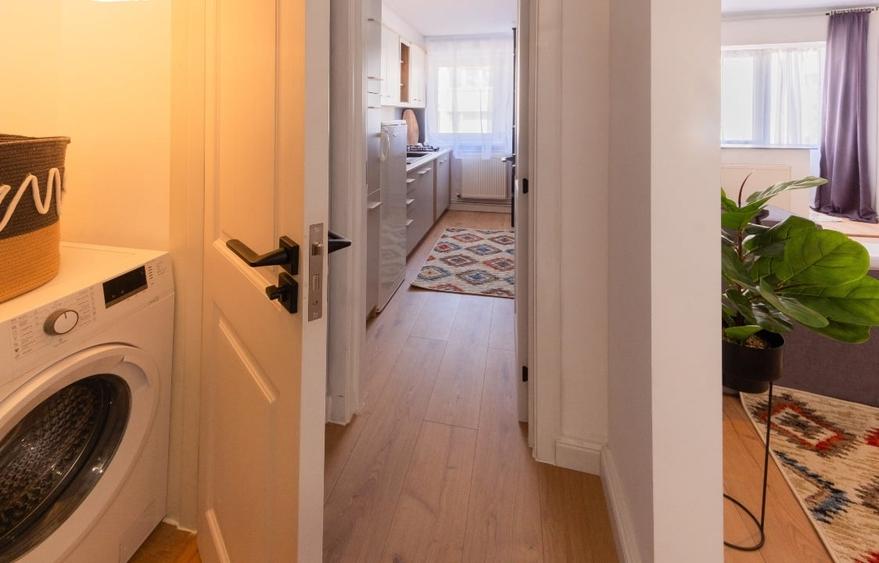 Apartament cu 2 camere semidecomandat în Cișmigiu