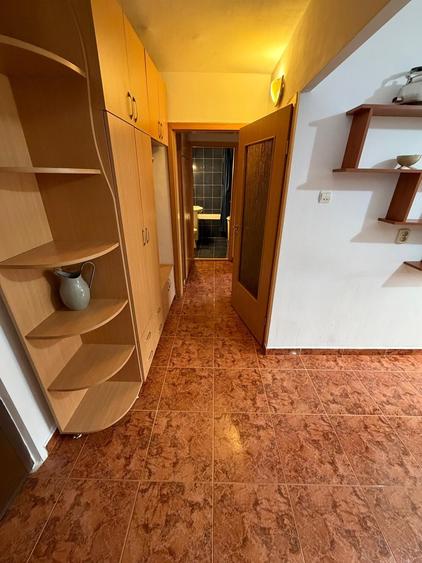 Apartament cu 2 camere decomandat în Bucovina