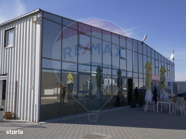 Spațiu comercial, de 250 mp, în Cristian