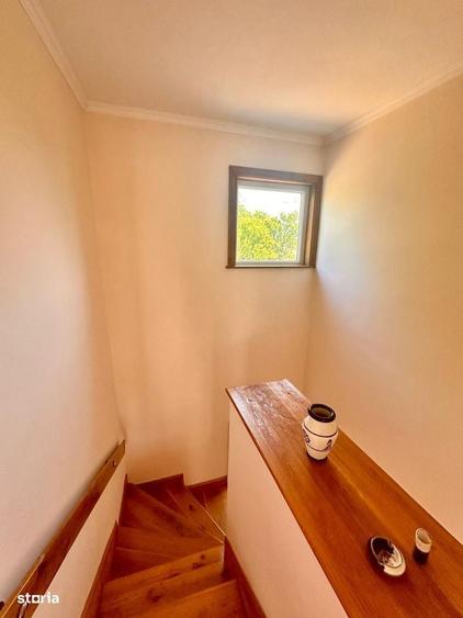 Casă cu 4 camere în Brădiceni