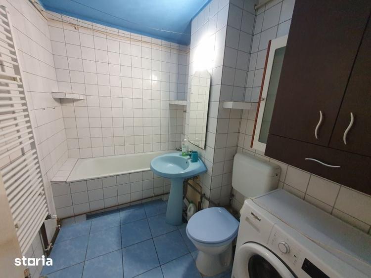 Apartament cu 2 camere decomandat în Steaua