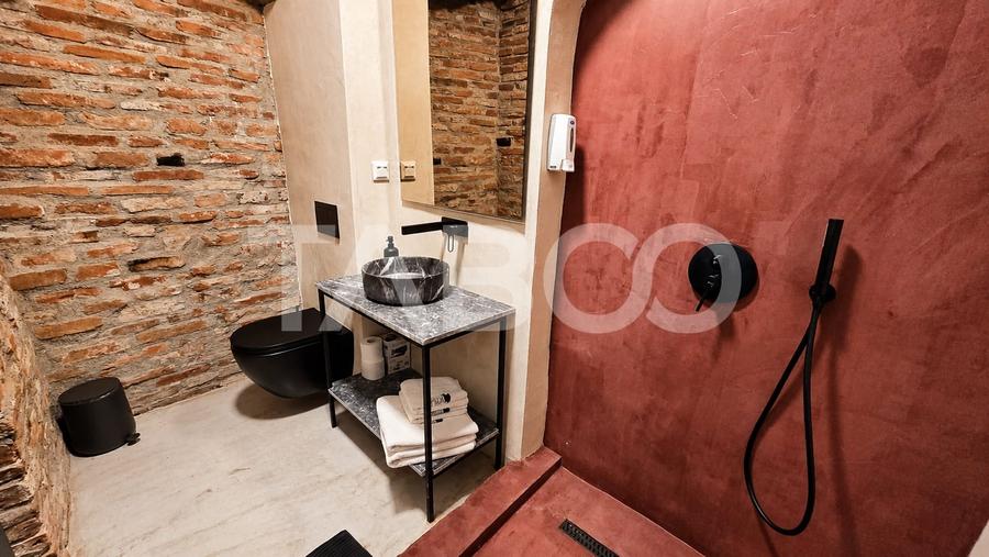 Apartament cu 3 camere decomandat, mobilat în Ultracentral