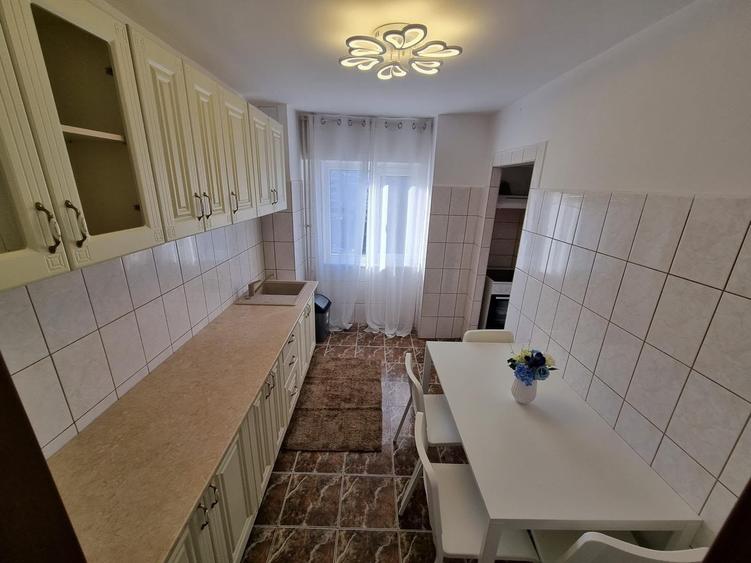 Apartament cu 2 camere decomandat în Ultracentral