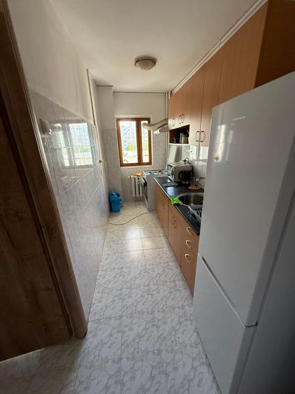 Apartament cu 2 camere decomandat, mobilat în Drumul Taberei