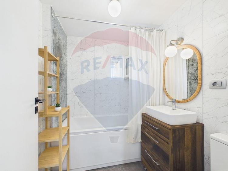 Apartament cu 3 camere decomandat, mobilat în Unirii