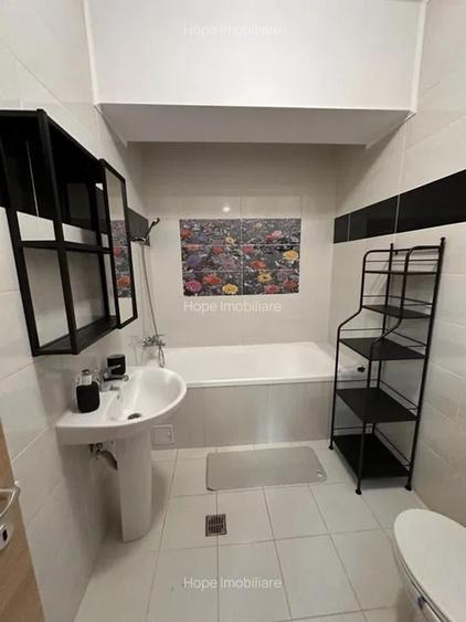 Apartament cu 2 camere decomandat în Vest