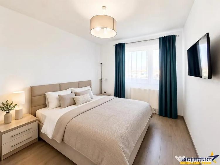 Apartament cu 2 camere decomandat în Tractorul