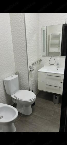 Apartament cu 3 camere decomandat în Ultracentral
