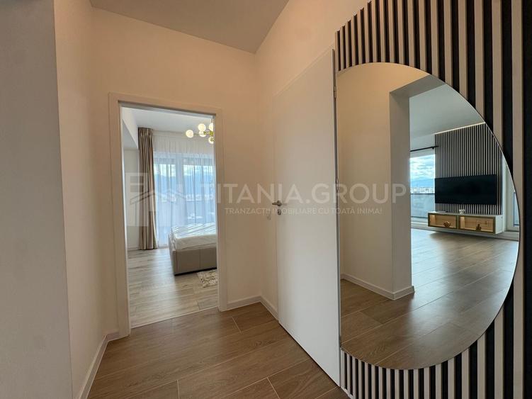 Apartament cu 3 camere decomandat, mobilat în Tractorul