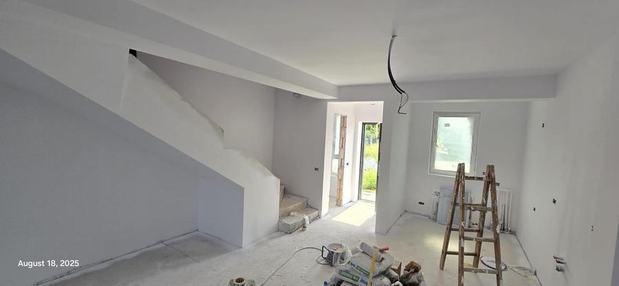 Duplex cu 4 camere cu Canalizare în Vest