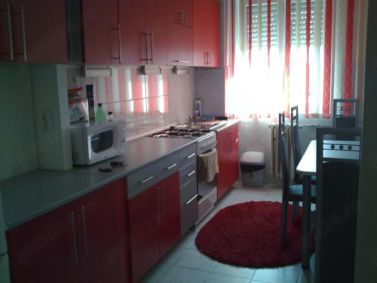 Apartament cu 2 camere decomandat în Cantemir