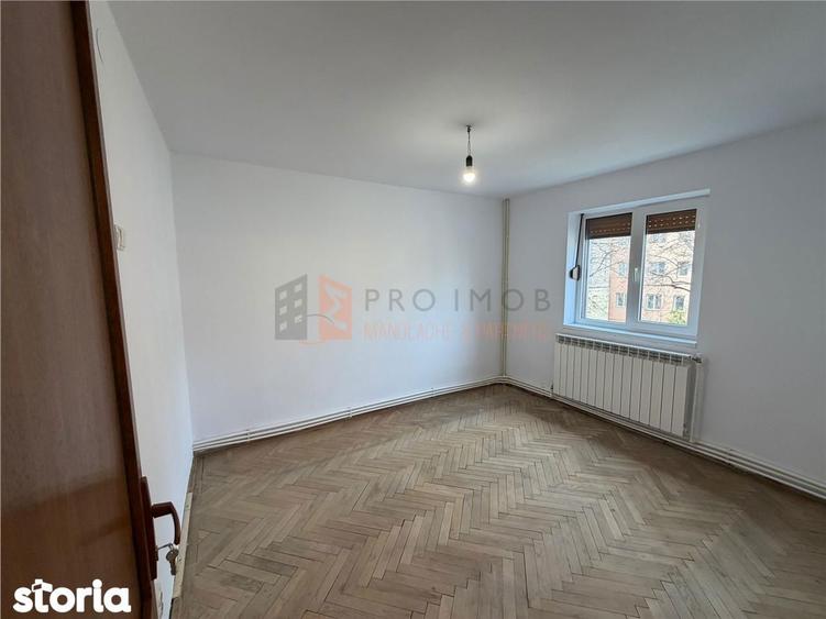 Apartament 3 camere cf 2 decomandat Zona Micro 14 - 7