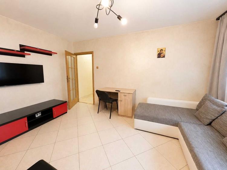 Apartament cu 2 camere semidecomandat în Central