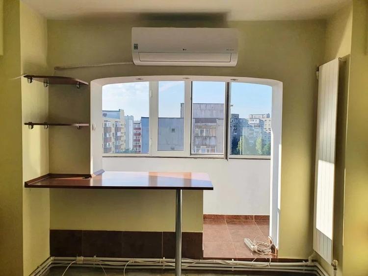 Apartament cu 2 camere semidecomandat în Tineretului