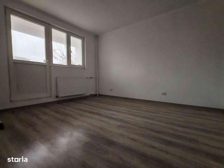 Apartament cu 2 camere decomandat în Rogerius