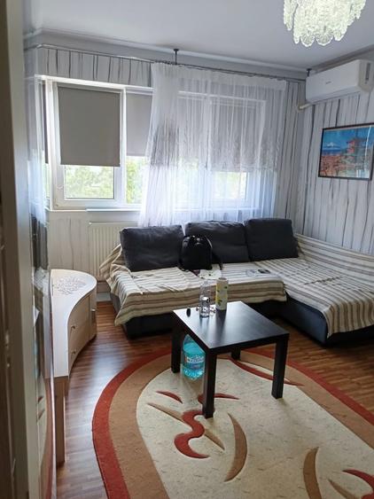 Apartament cu 2 camere nedecomandat în Central
