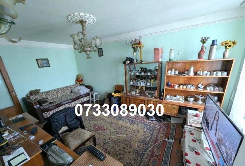 Apartament cu 3 camere decomandat în Drumul Taberei
