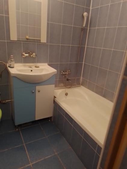 Apartament cu 2 camere semidecomandat în Iancului