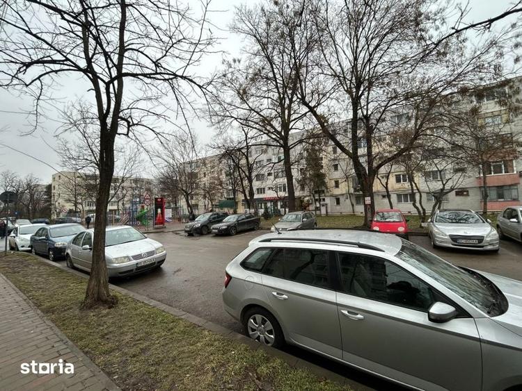 Teren de 513 mp, în Podu Roș