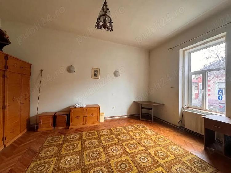 Spațiu comercial, de 60 mp, în Central
