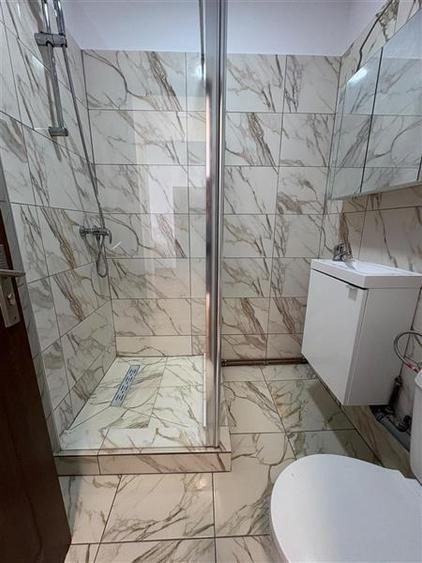 Apartament cu 2 camere semidecomandat în Florilor