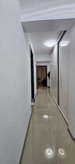 Apartament cu 3 camere decomandat, mobilat în Ultracentral