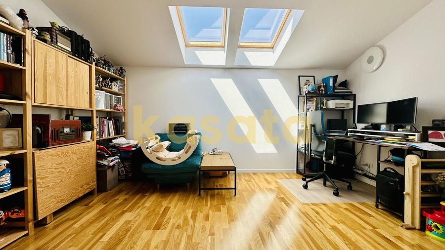Duplex cu 5 camere cu Canalizare în Central