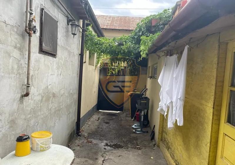 Casă individuală cu 3 camere cu Canalizare în Ultracentral