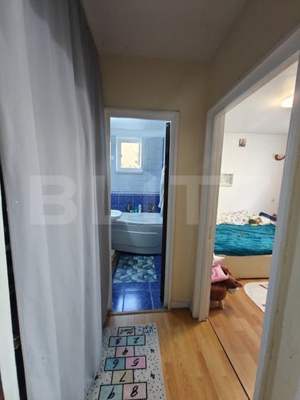 Apartament cu 3 camere semidecomandat, mobilat în Războieni