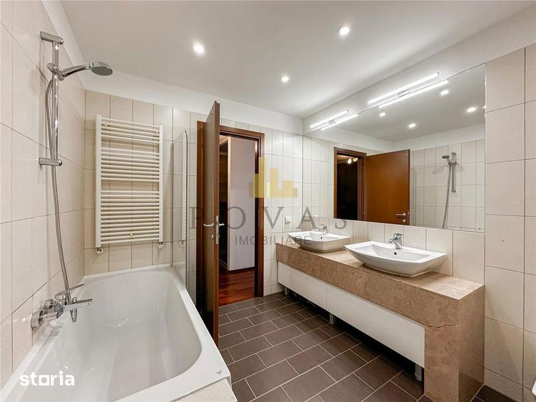 Apartament cu 4 camere decomandat, mobilat în Băneasa