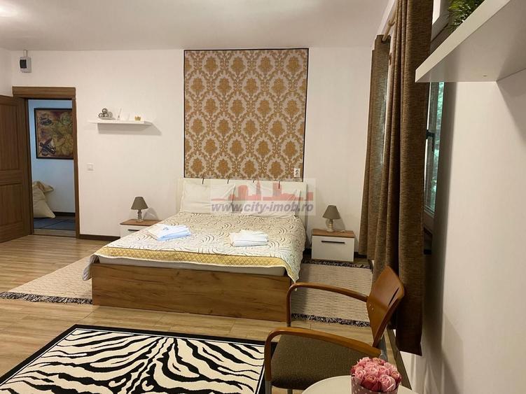 Casă individuală cu 5 camere cu Piscina în Sătic