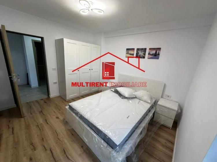 Apartament cu 2 camere decomandat în E3