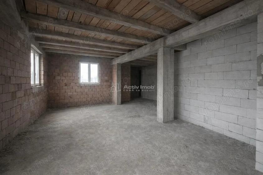 Spațiu comercial, de 836 mp, în Central