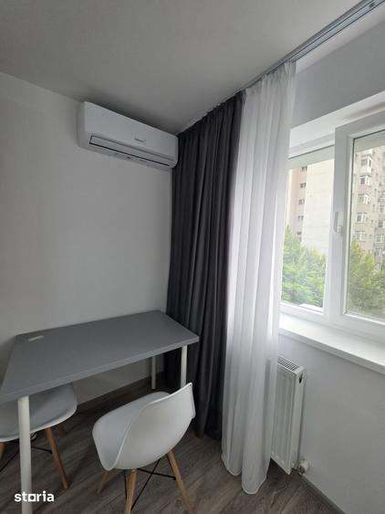 Garsonieră în Titan