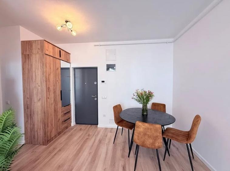 Apartament cu 2 camere semidecomandat în Florești