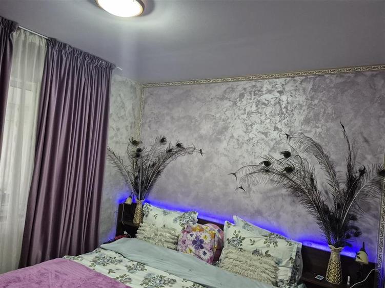 Apartament cu 3 camere semidecomandat, mobilat în Berceni