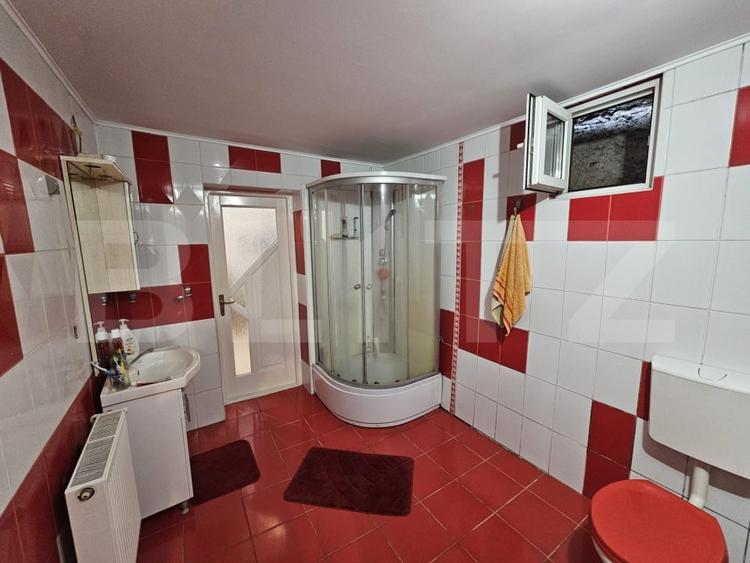 Casă individuală cu 4 camere cu Canalizare în Sebeș