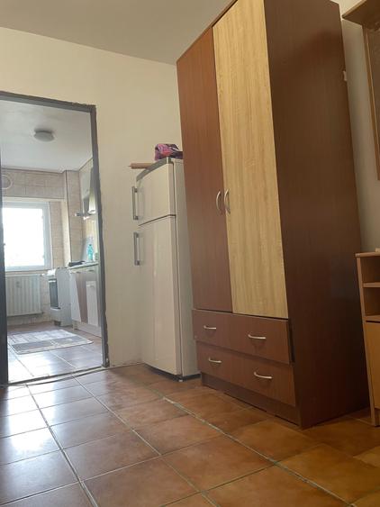 Garsonieră decomandată în Berceni