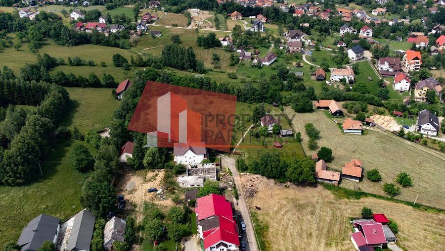Teren Construcții intravilan de 2772 mp, în Bran