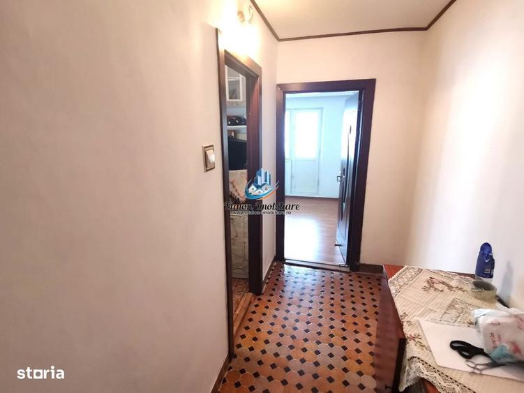 Apartament cu 2 camere decomandat în Precista